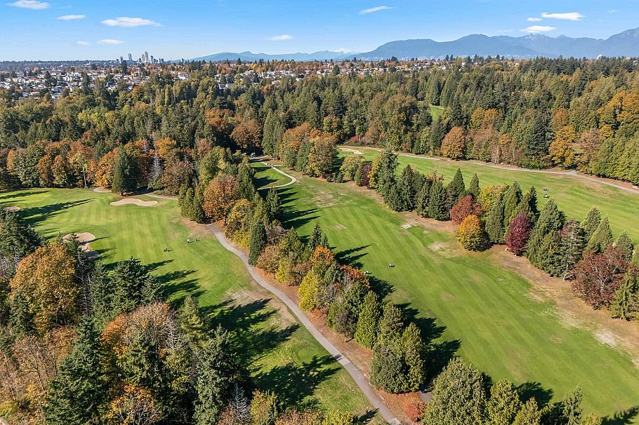 112 8450 Jellicoe Street Vancouver, BC - 36