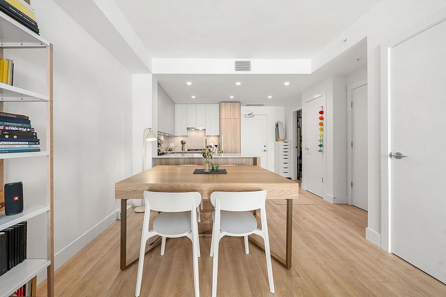 405 2385 EMERY COURT, North Vancouver BC V7J 0G1 North Vancouver, BC - 8