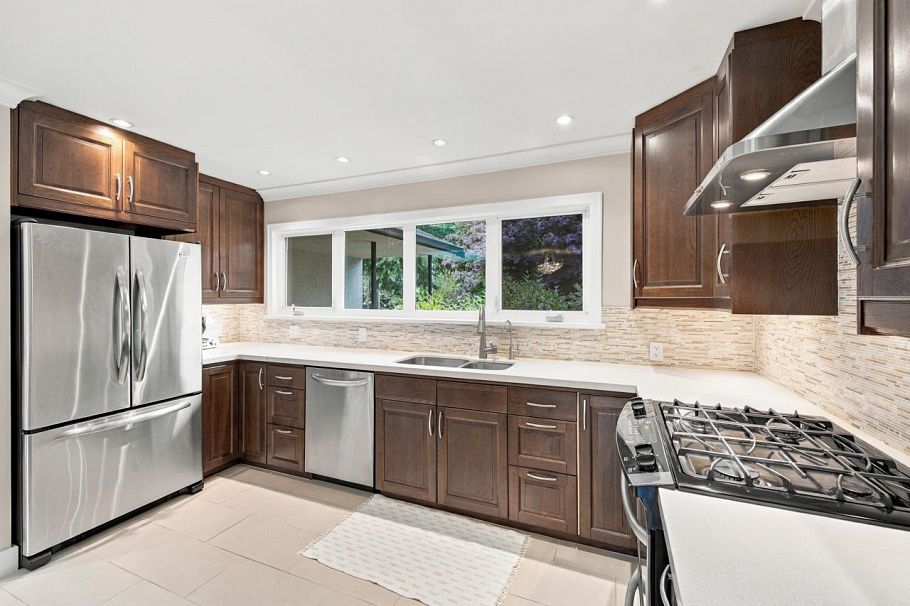 5788 Crown Street Vancouver, BC - 22