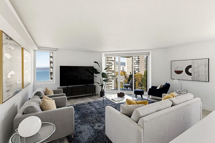 1103 1575 Beach Avenue Vancouver, BC - 1