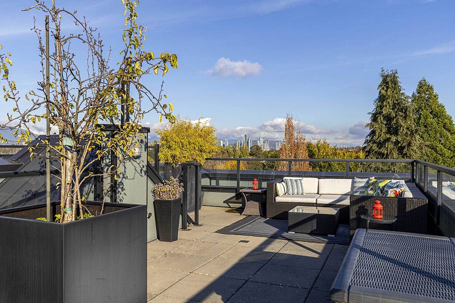 3445 Porter Street Vancouver, BC - 25