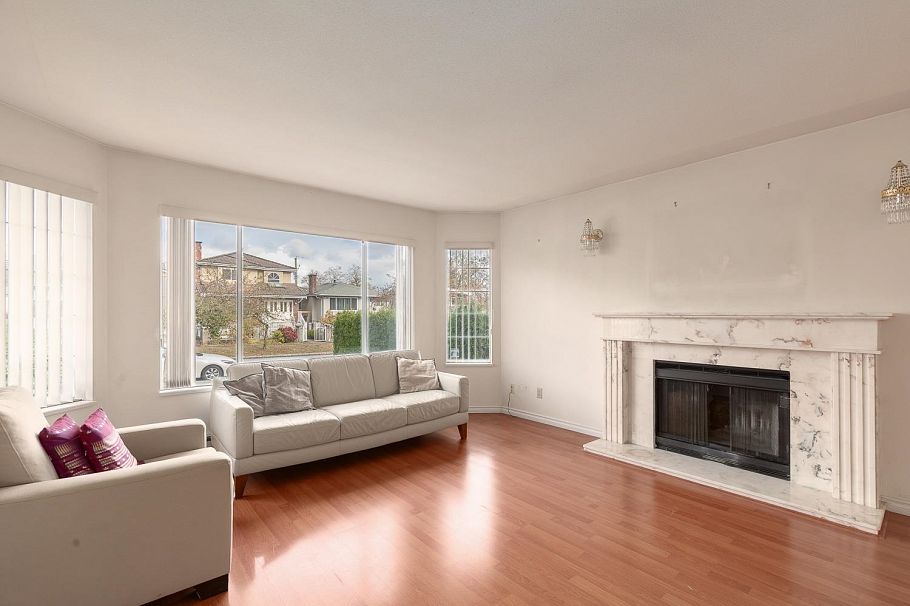 3078 E 6th Avenue Vancouver, BC - 7