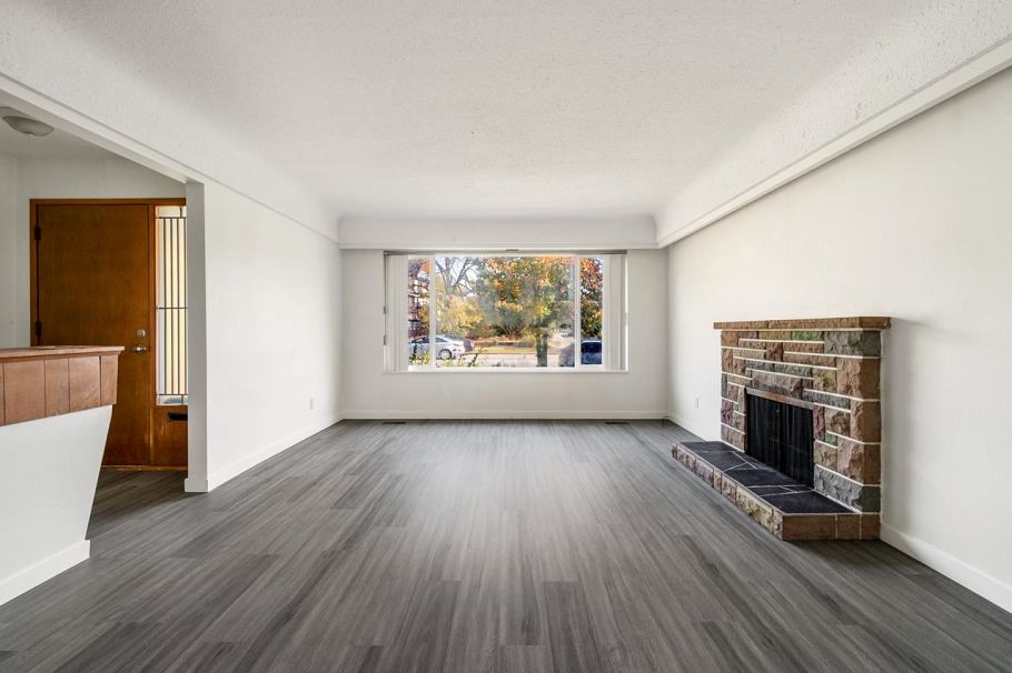 6527 Tyne Street Vancouver, BC - 2