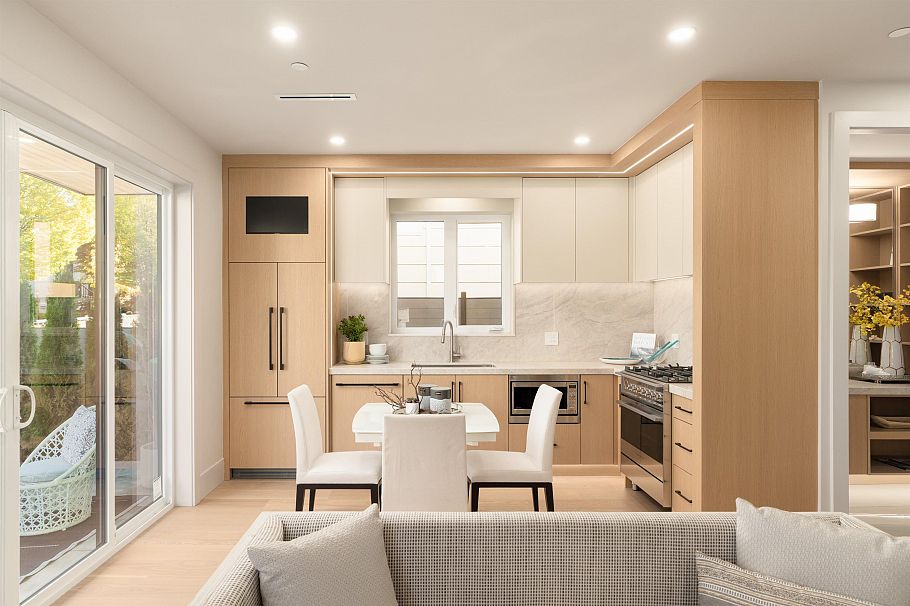 1 5023 Ross Street Vancouver, BC - 13
