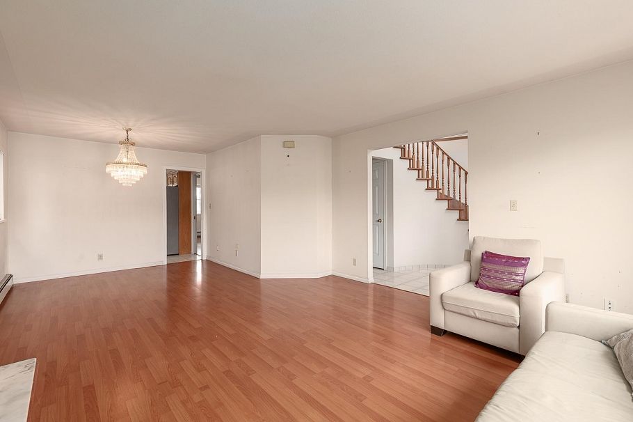 3078 E 6th Avenue Vancouver, BC - 9
