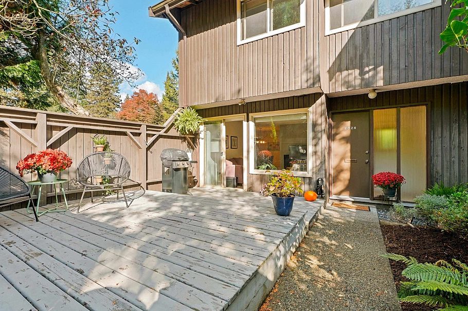 2026 Purcell Way North Vancouver, BC - 24