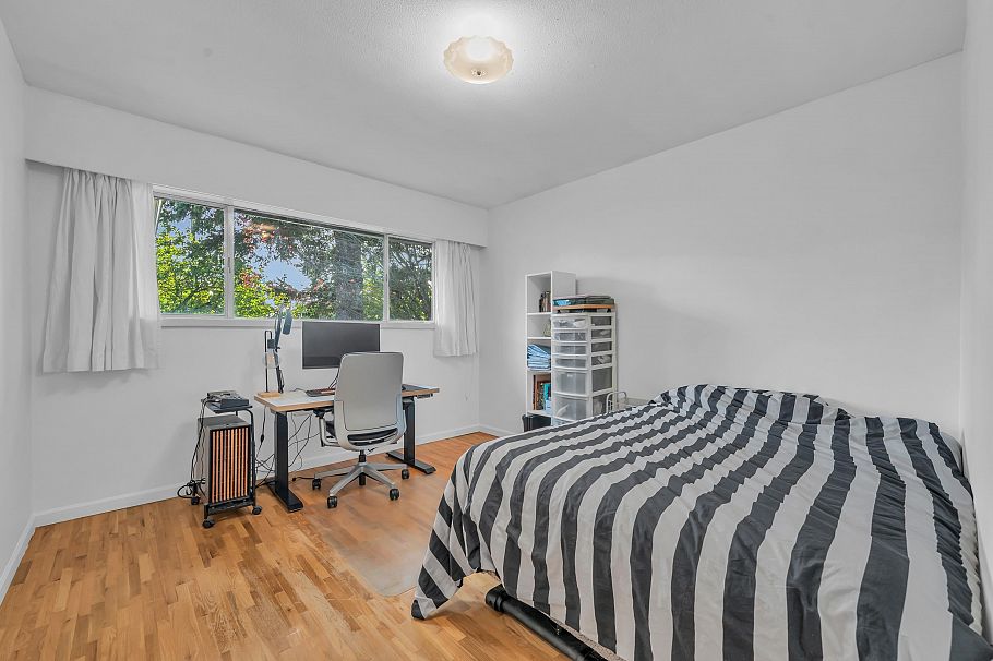 3631 Wellington Avenue Vancouver, BC - 22
