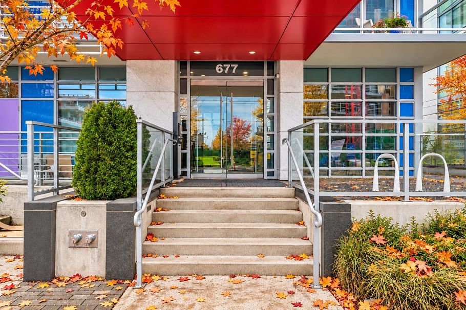 211 677 W 41st Avenue Vancouver, BC - 19