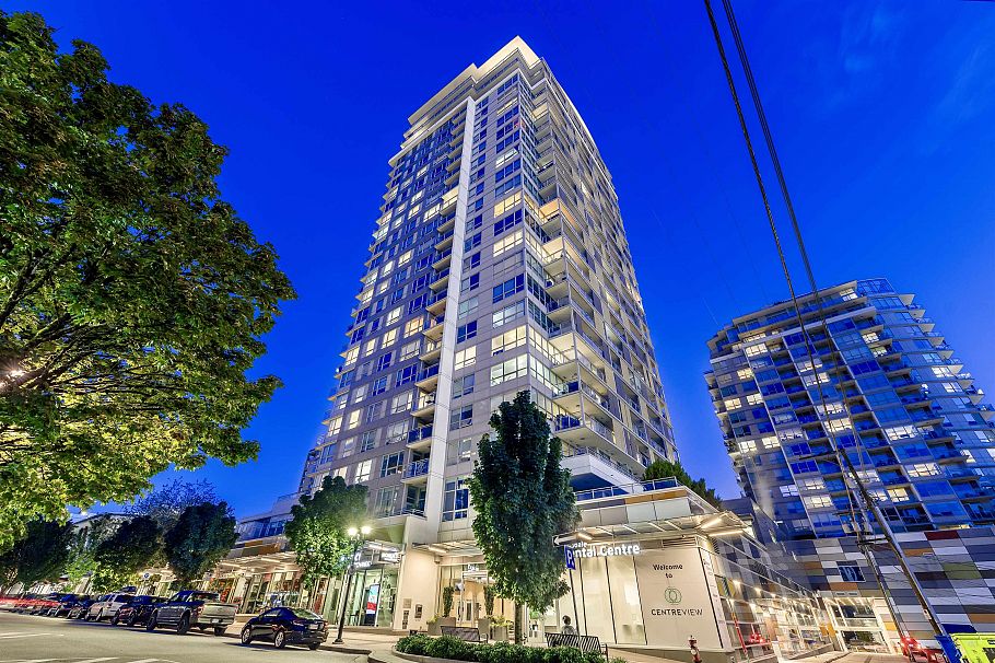 2403 125 E 14th Street North Vancouver, BC - 40