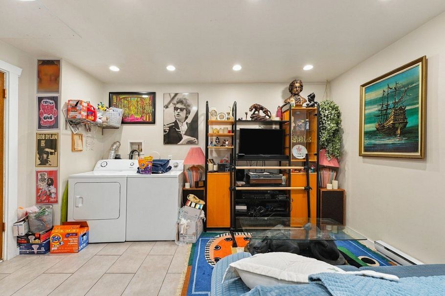 2214 E 4th Avenue Vancouver, BC - 28