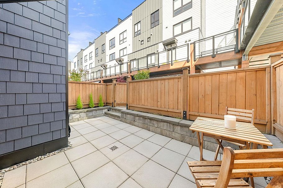 157 555 E 2nd Street North Vancouver, BC - 35