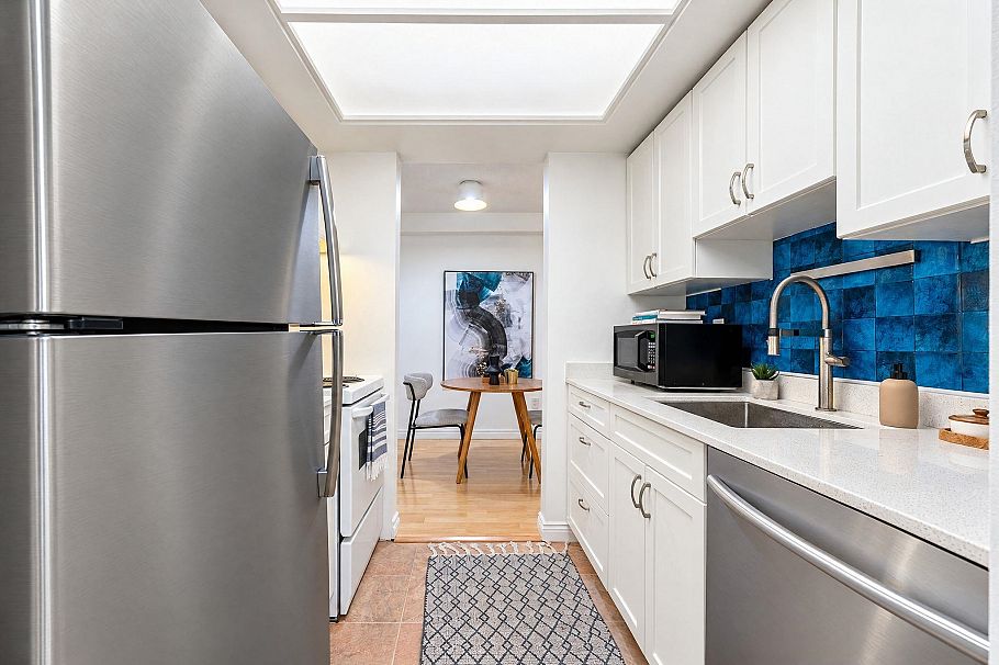 102 1420 E 7th Avenue Vancouver, BC - 9