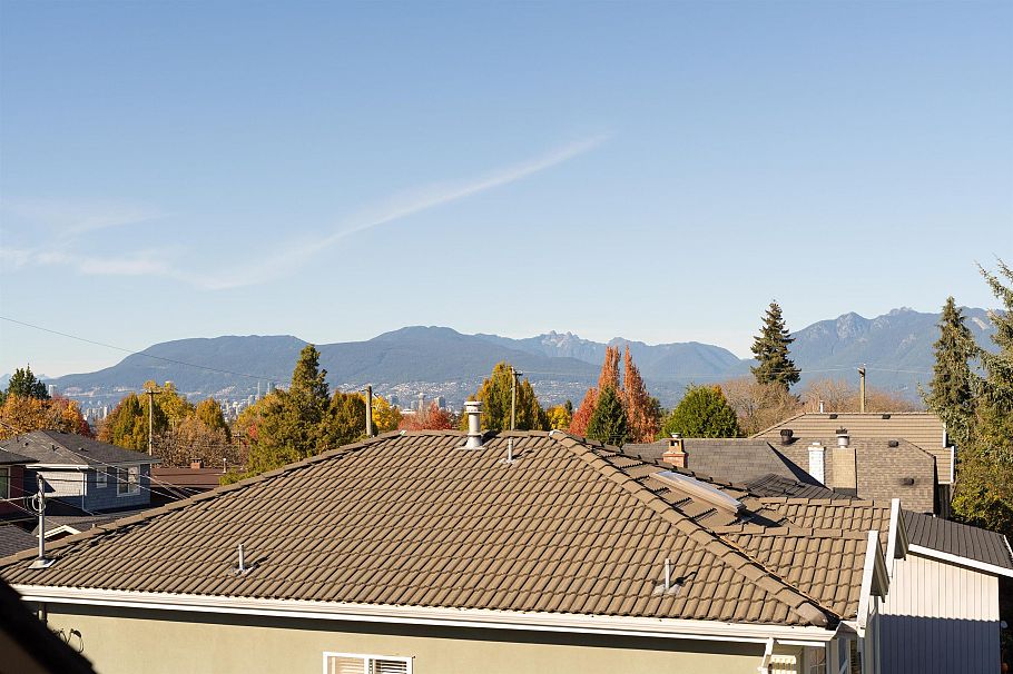 1 5023 Ross Street Vancouver, BC - 29