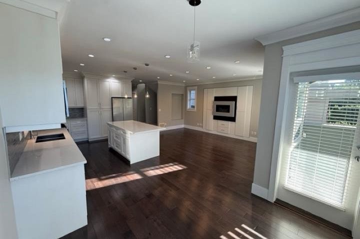 2023 Larson Road North Vancouver, BC - 11