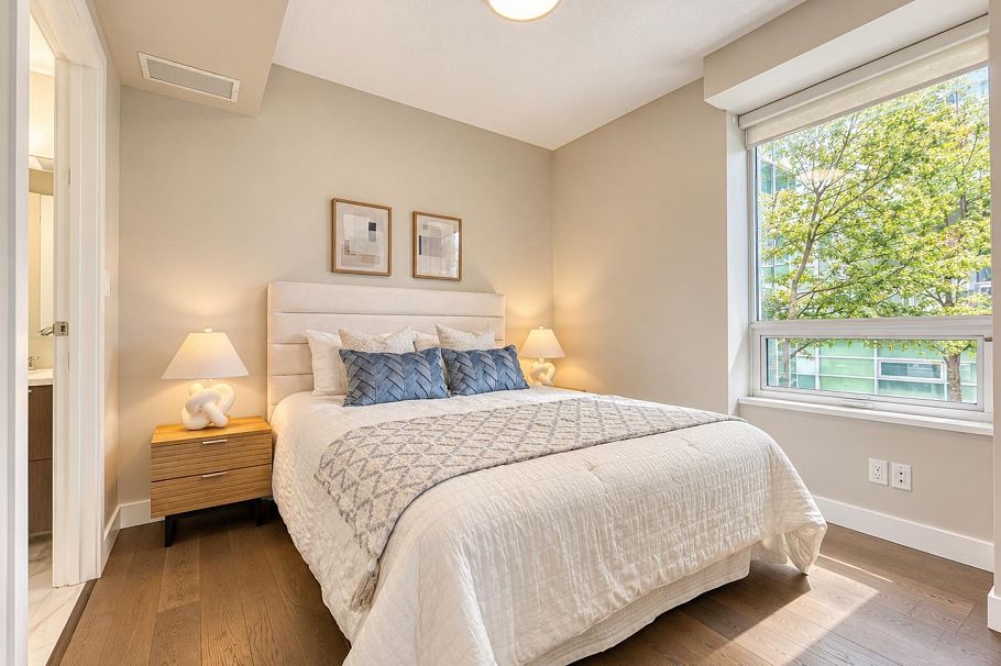 211 677 W 41st Avenue Vancouver, BC - 10