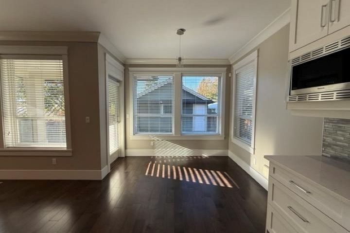 2023 Larson Road North Vancouver, BC - 10