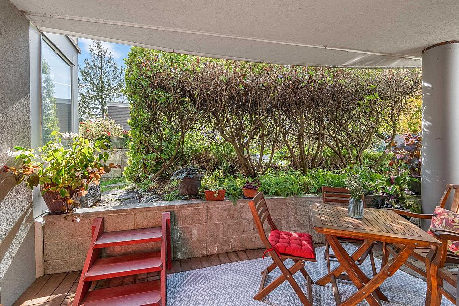 112 8450 Jellicoe Street Vancouver, BC - 22