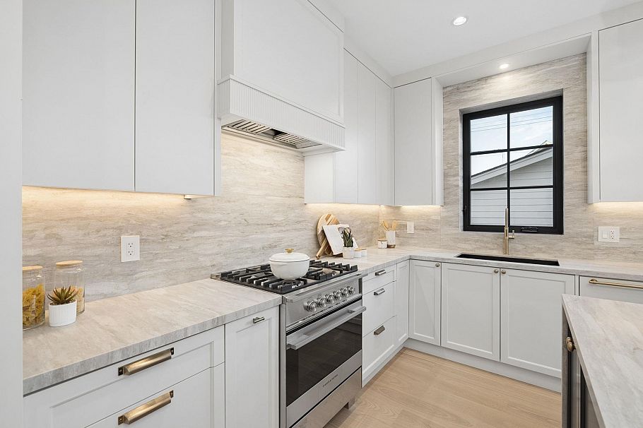2 2733 William Street Vancouver, BC - 12