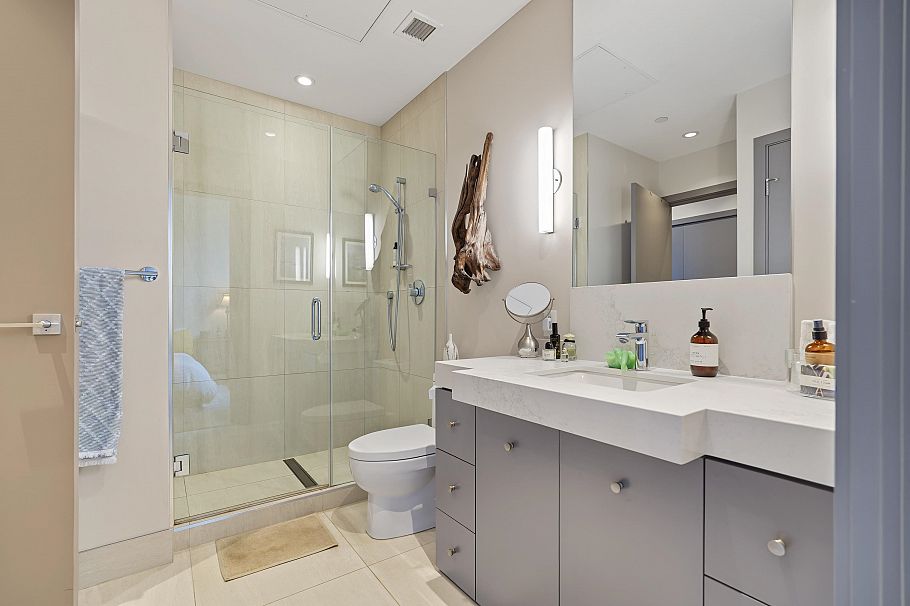 401 1510 W 6th Avenue Vancouver, BC - 15