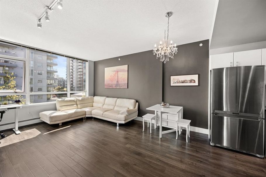405 120 W 16 Street North Vancouver, BC - 15