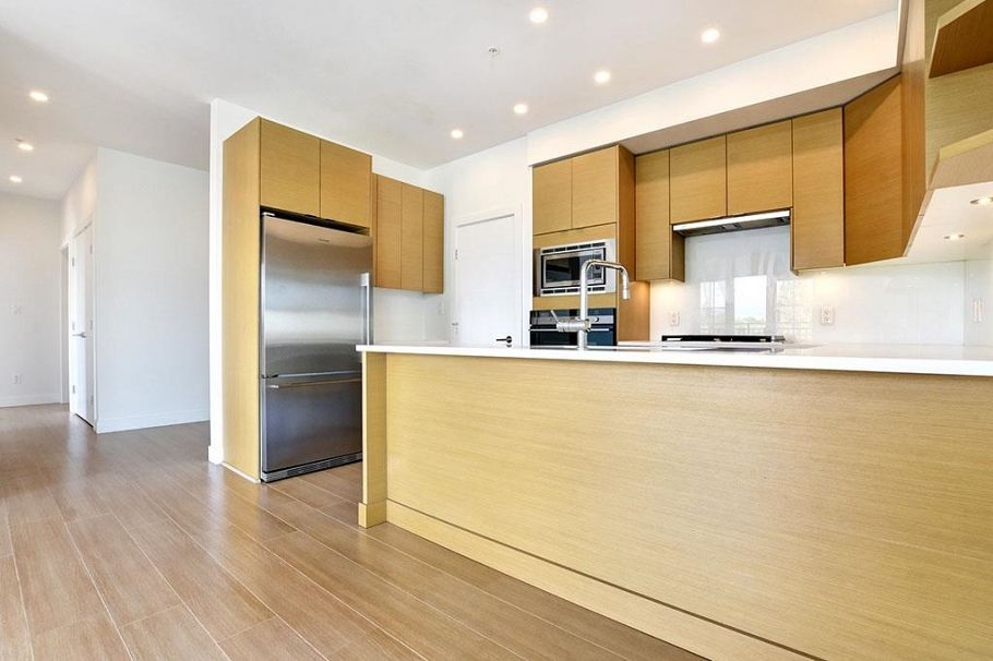 PH7 2528 Collingwood Street Vancouver, BC - 11