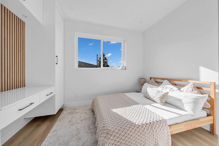 1 2554 Dundas Street Vancouver, BC - 19