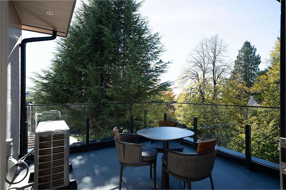 1 6898 Adera Street Vancouver, BC - 11