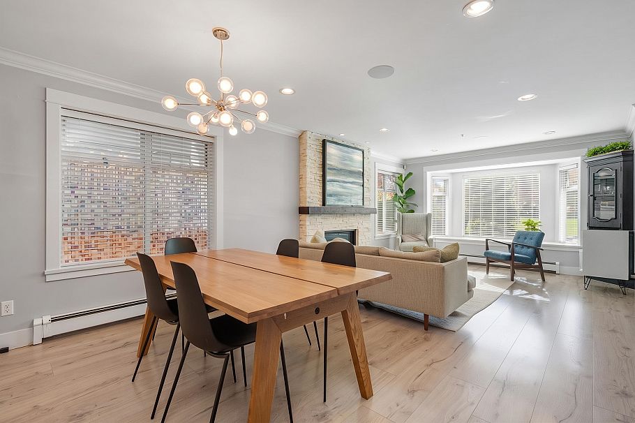 35 W 15th Avenue Vancouver, BC - 5