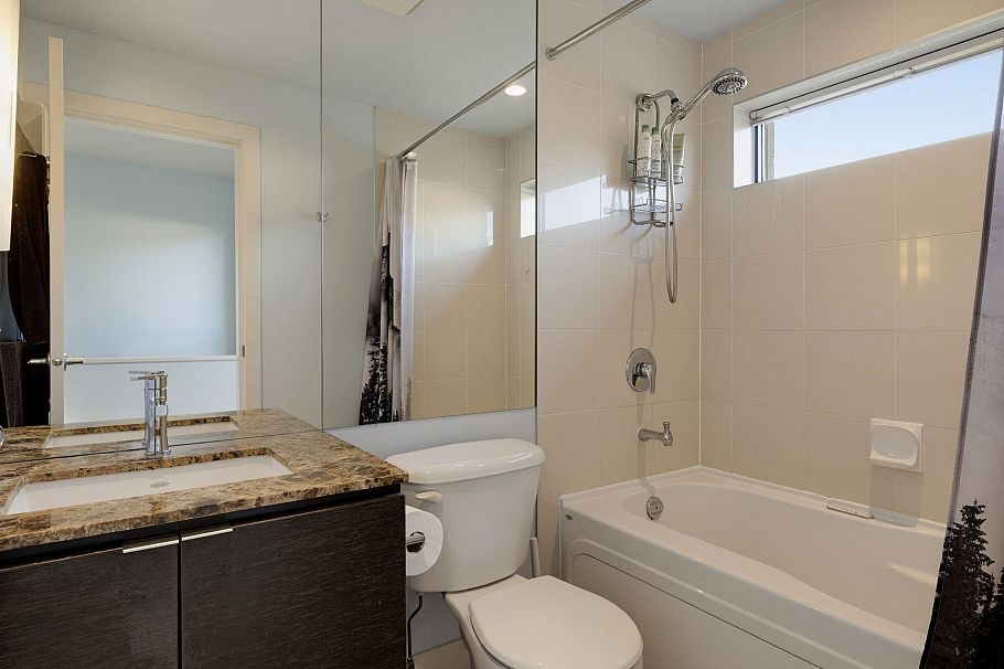 3742 Commercial Street Vancouver, BC - 15