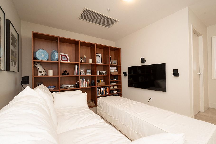 203 499 Broughton Street Vancouver, BC - 27