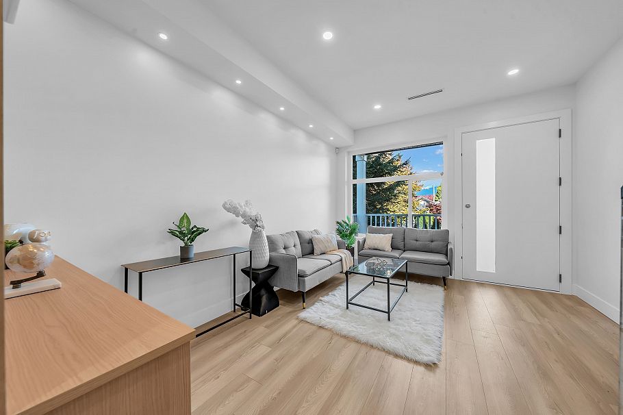 1 2554 Dundas Street Vancouver, BC - 11