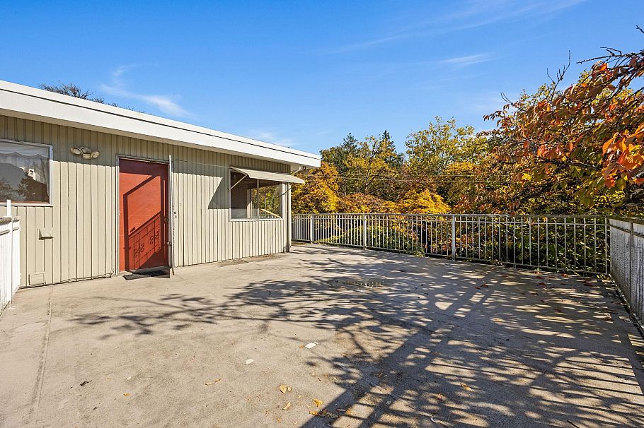 7649 Vivian Drive Vancouver, BC - 8