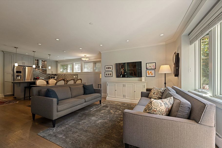 330 W 14th Avenue Vancouver, BC - 12
