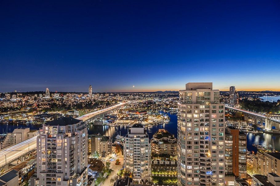 2802 1455 Howe Street Vancouver, BC - 31