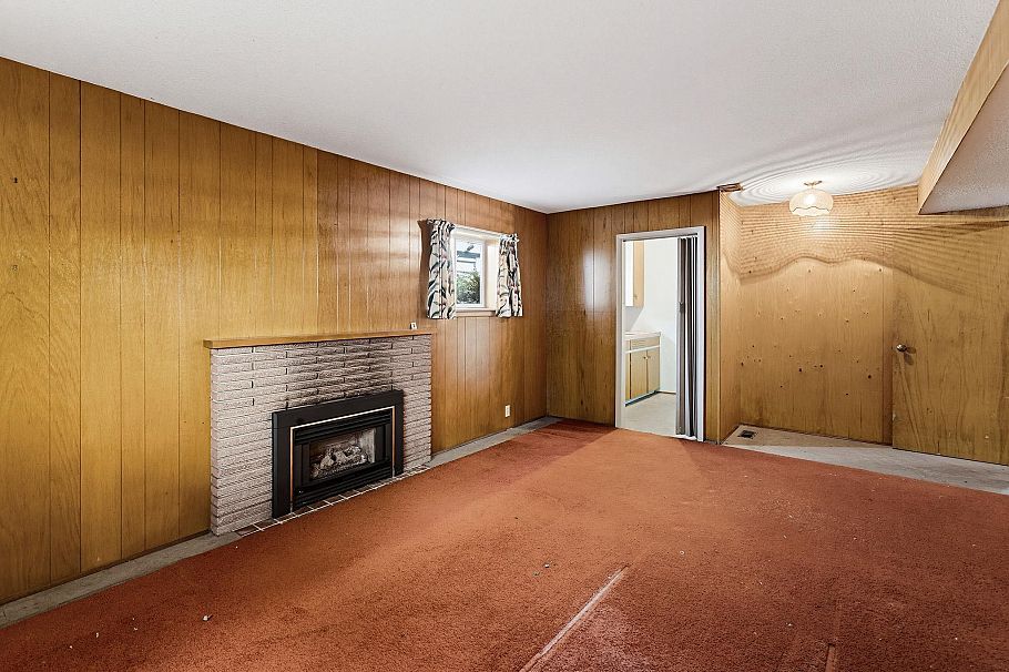 2878 W 14th Avenue Vancouver, BC - 22