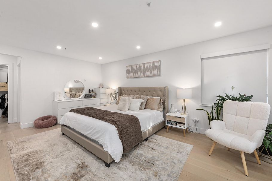 11 2425 Edgemont Boulevard North Vancouver, BC - 23
