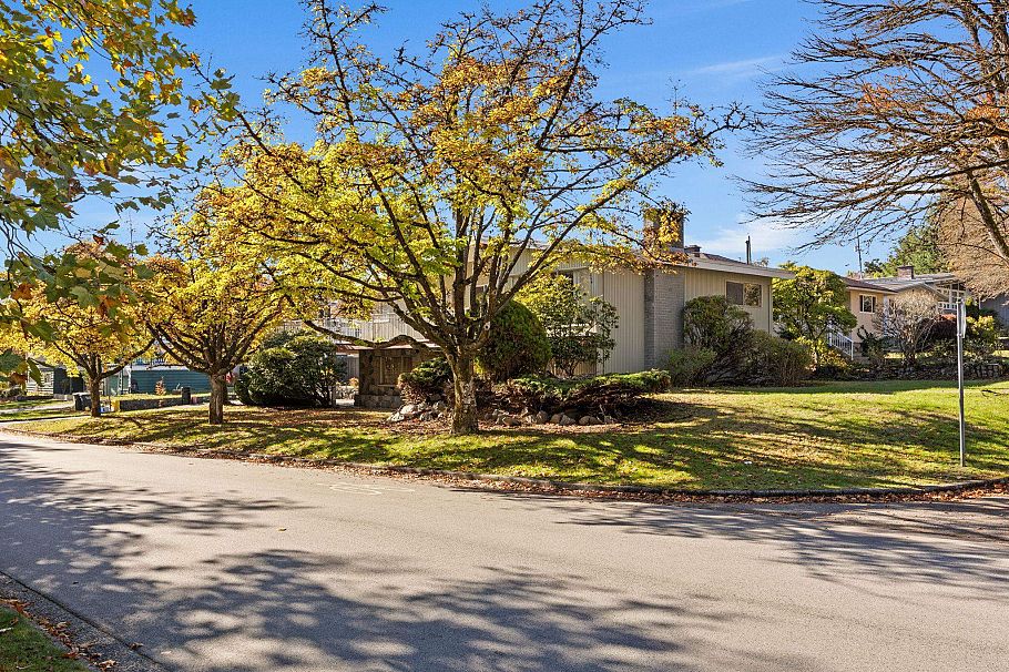 7649 Vivian Drive Vancouver, BC - 11