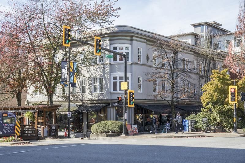 206 137 E 1st Street North Vancouver, BC - 26