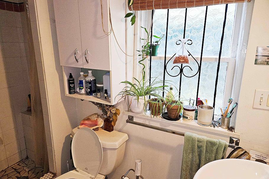 1055 E 11th Avenue Vancouver, BC - 24