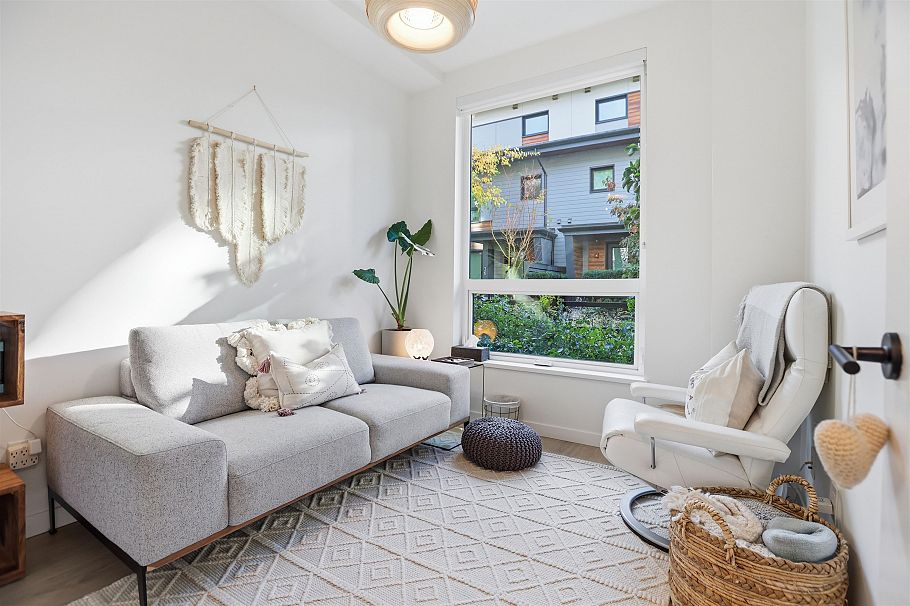 24 533 E 3rd Street North Vancouver, BC - 32