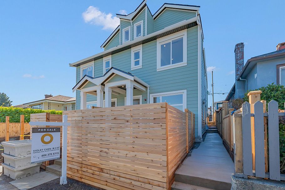 2 4587 Knight Street Vancouver, BC - 28
