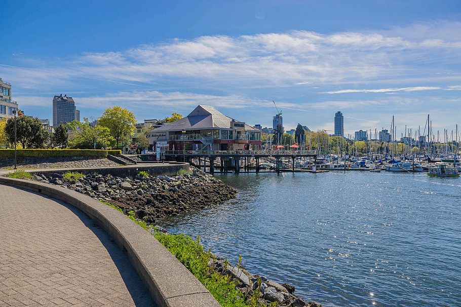 203 1788 Columbia Street Vancouver, BC - 37