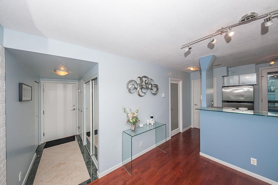 910 1367 Alberni Street Vancouver, BC - 14