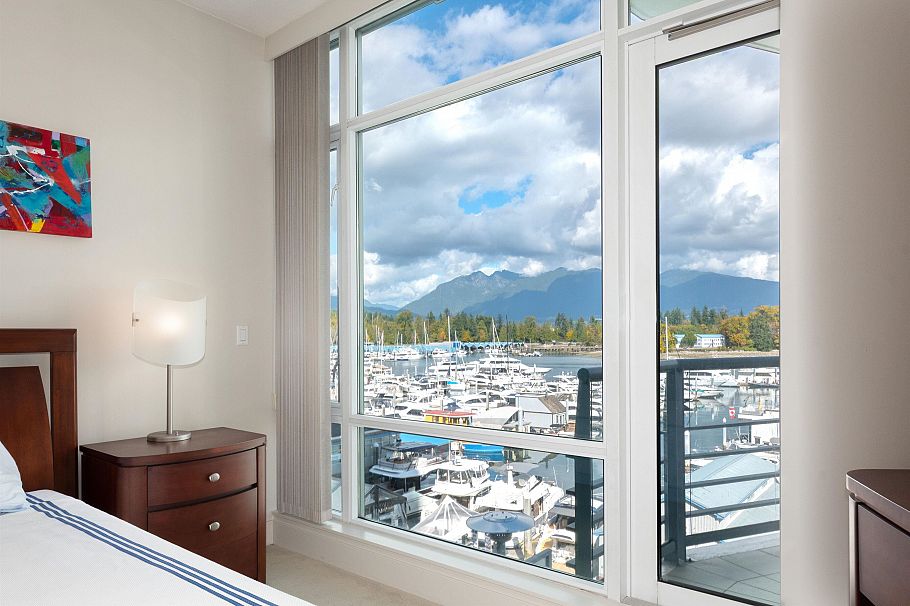 203 499 Broughton Street Vancouver, BC - 13
