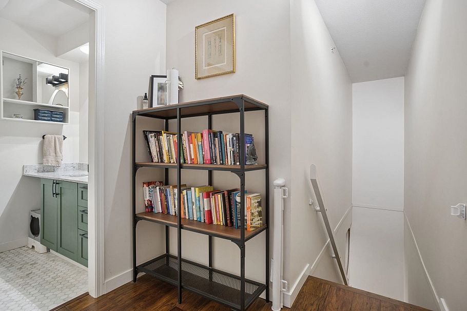 305 1707 Charles Street Vancouver, BC - 22