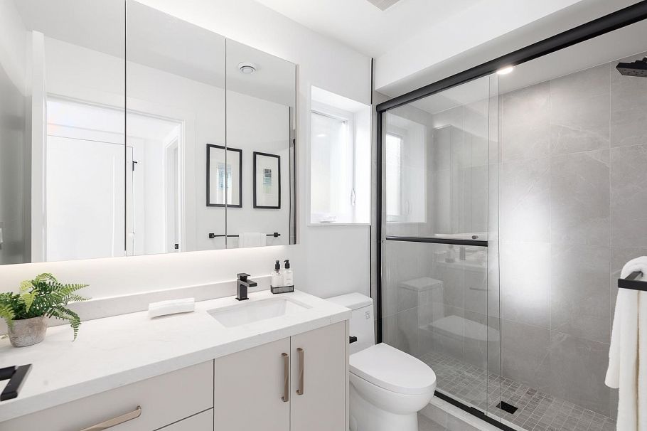 2 2138 W 48th Avenue Vancouver, BC - 16