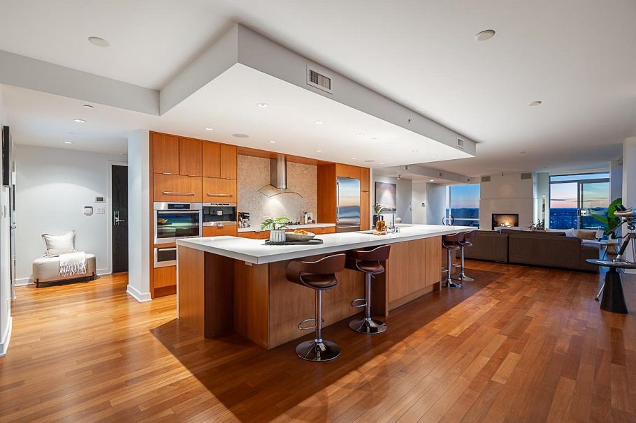 2802 1455 Howe Street Vancouver, BC - 5