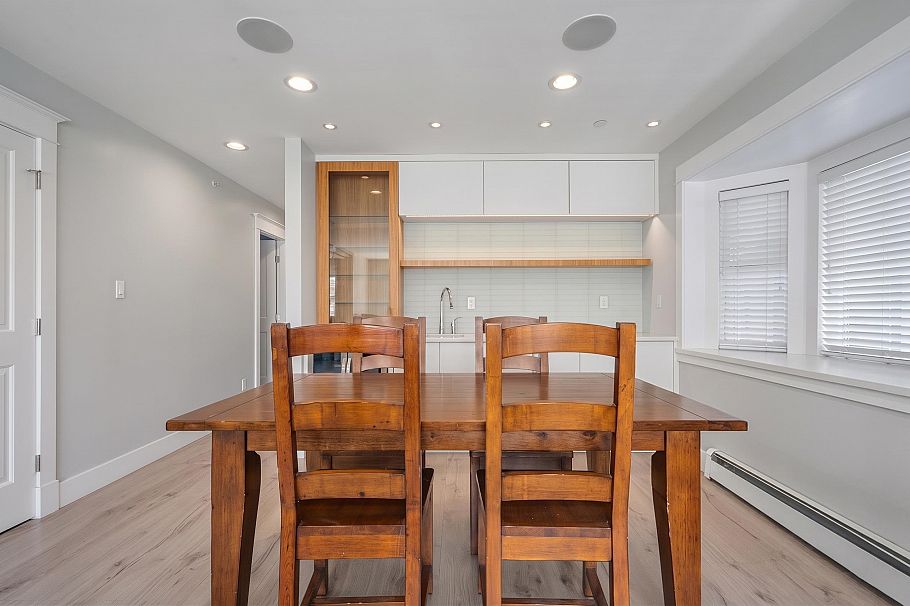 35 W 15th Avenue Vancouver, BC - 16