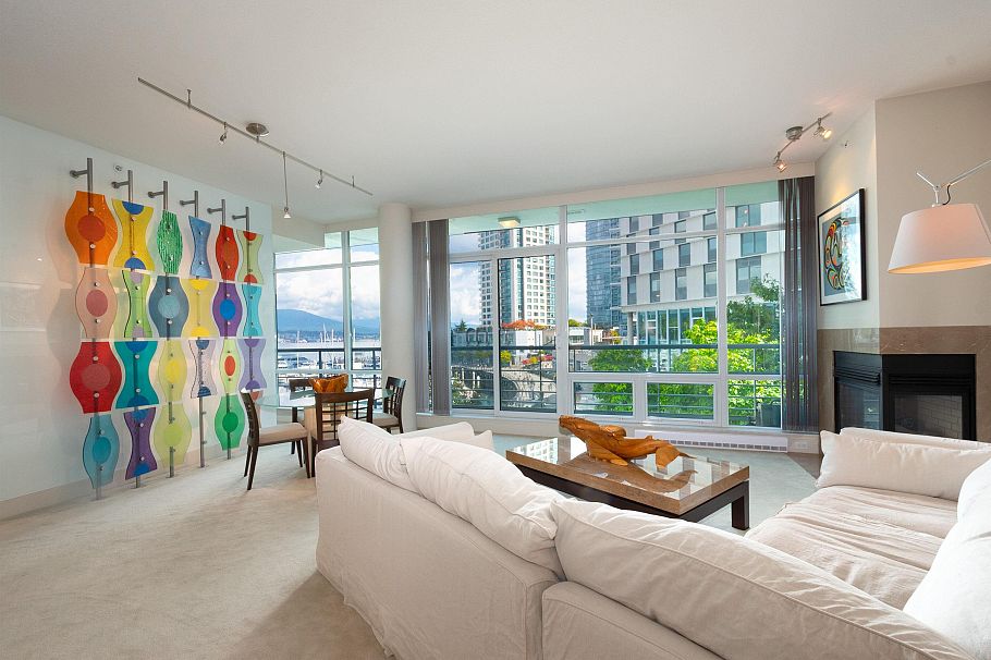 203 499 Broughton Street Vancouver, BC - 10