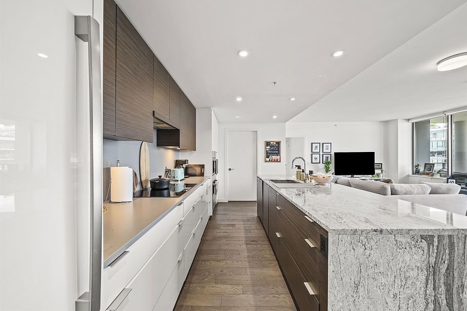 904 1678 Pullman Porter Street Vancouver, BC - 11